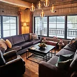 Feriehus Log By Osensjoen